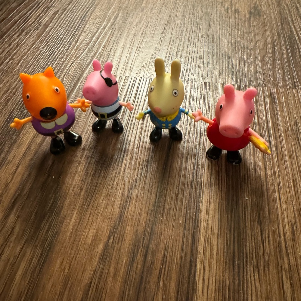 Lot of 4 Peppa Pig Freddy Fox Pirate George Richard Rabbit Toy Figures